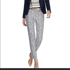 {Ann Taylor} blue and white chevron Capri pants
